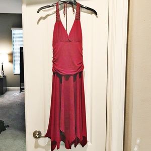 💃🏽 Fiery red salsa-style dress! 💃🏽